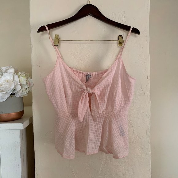 ASOS Tie Front Pink Crop Top - Picture 4 of 8
